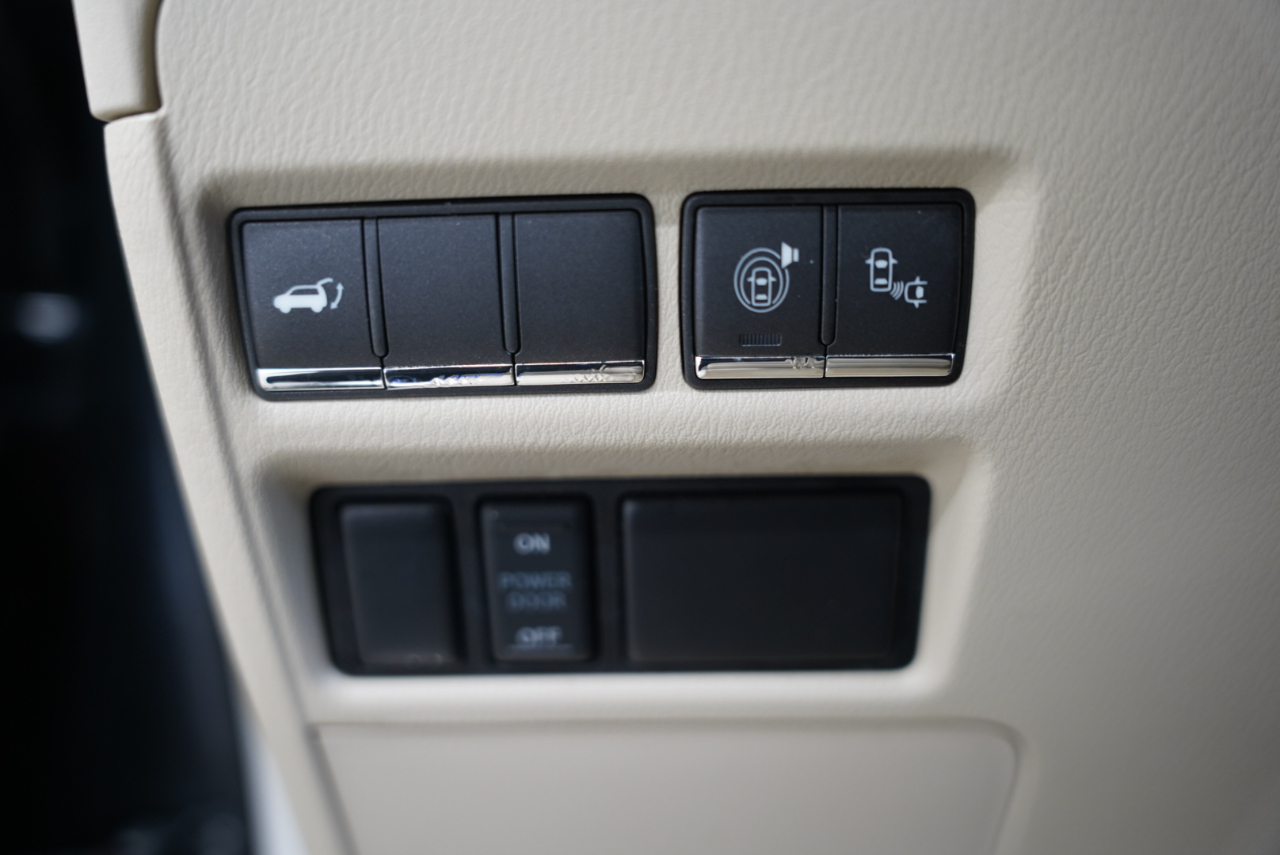 Infiniti QX80 4WD 4dr 2016