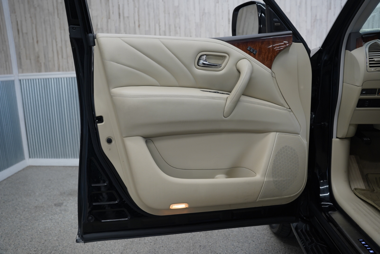 Infiniti QX80 4WD 4dr 2016