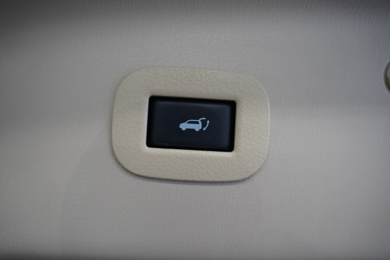 Infiniti QX80 4WD 4dr 2016