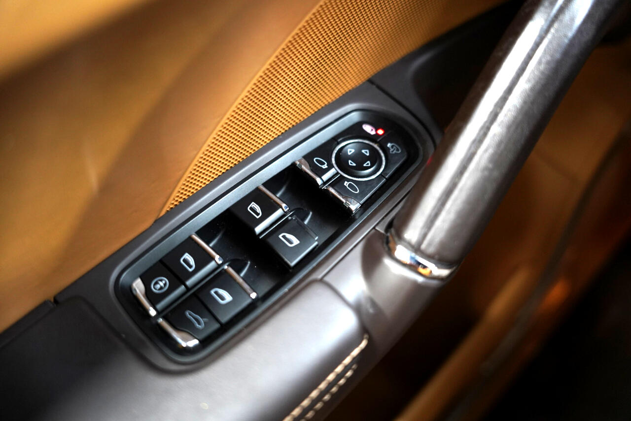 Porsche Cayenne AWD 4dr Turbo 2013