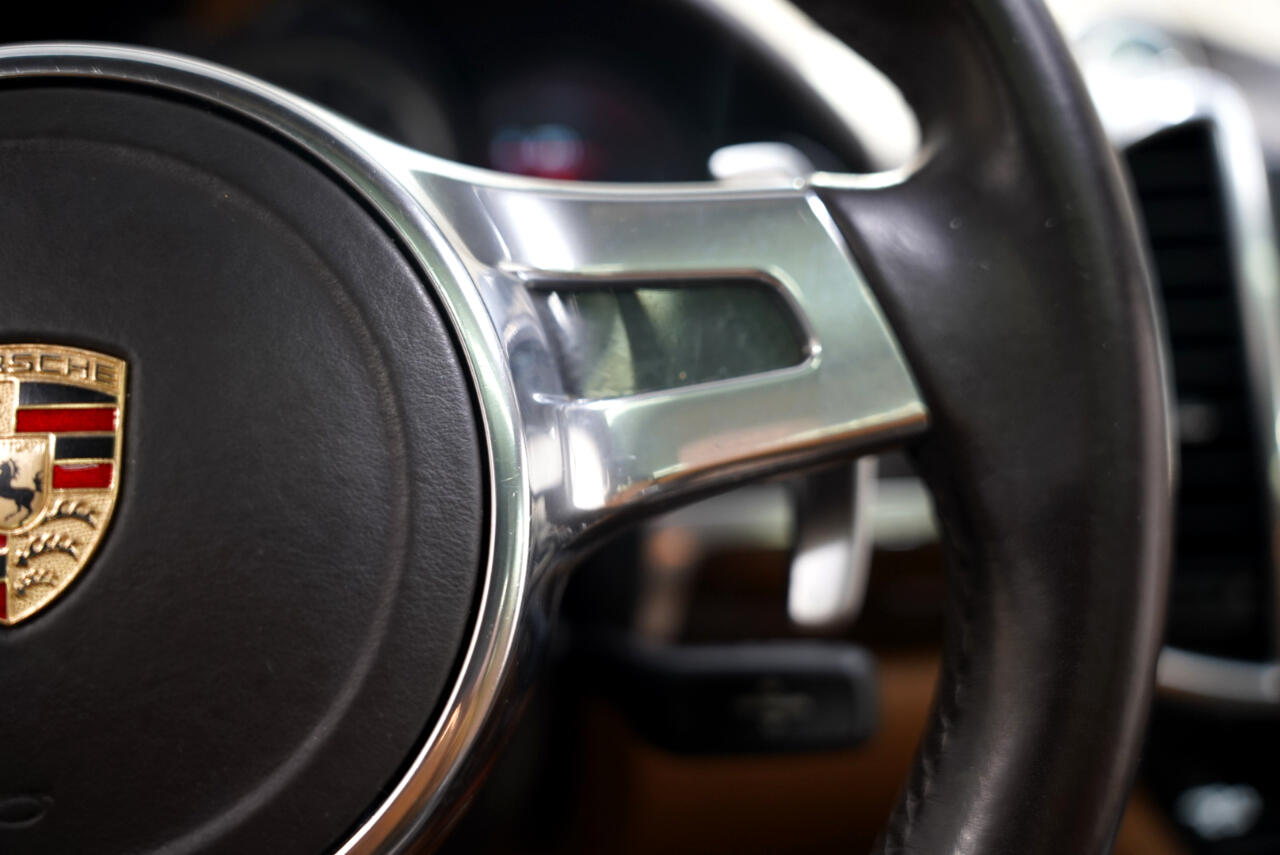 Porsche Cayenne AWD 4dr Turbo 2013