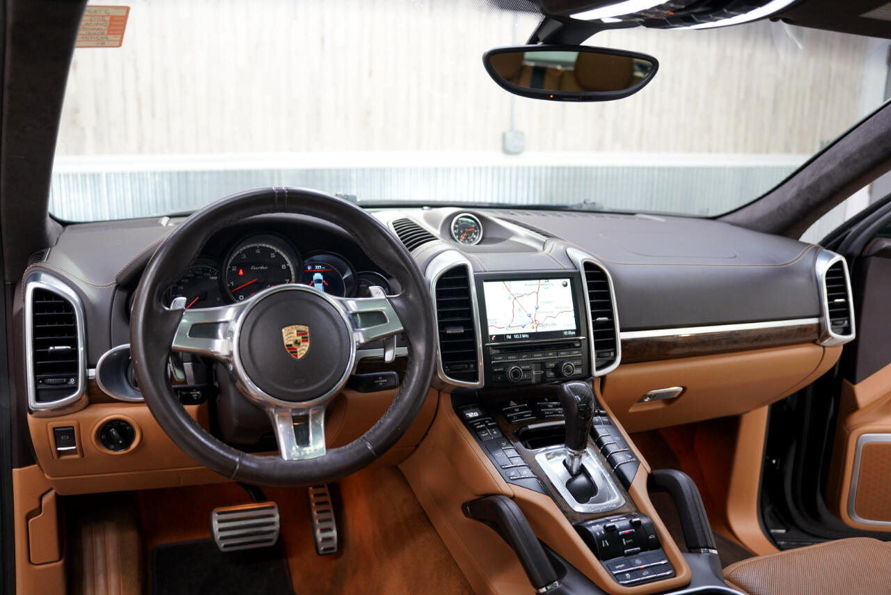 Porsche Cayenne AWD 4dr Turbo 2013