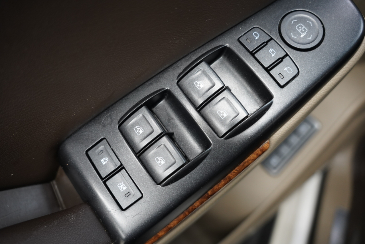 Chevrolet Tahoe 2WD 4dr Premier 2017