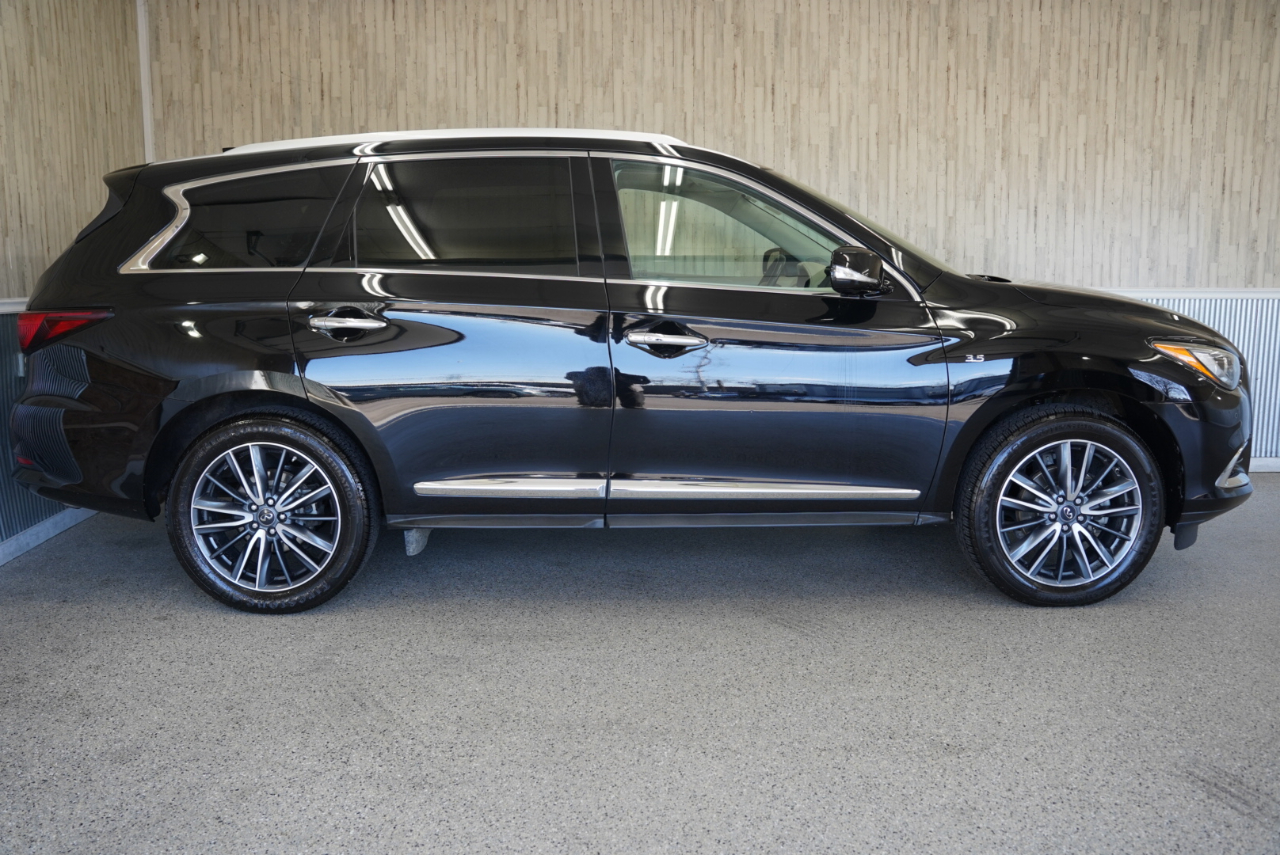 Infiniti QX60 2019.5 LUXE AWD 2019