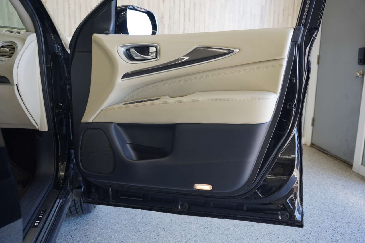 Infiniti QX60 2019.5 LUXE AWD 2019