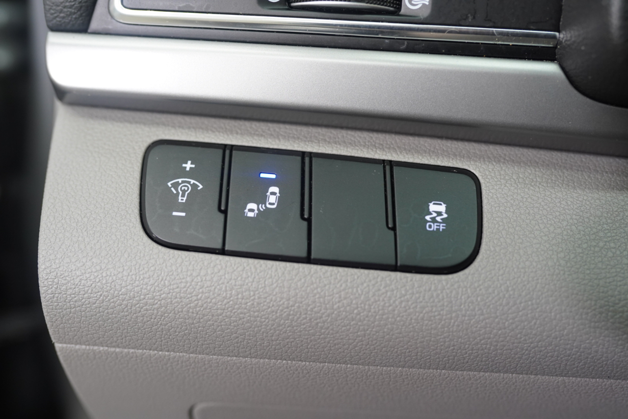 Hyundai Elantra SEL 2.0L Auto 2018