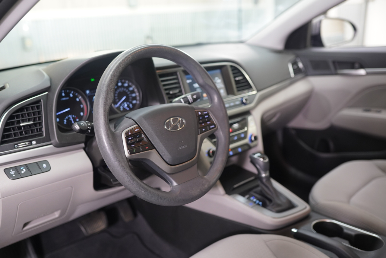 Hyundai Elantra SEL 2.0L Auto 2018
