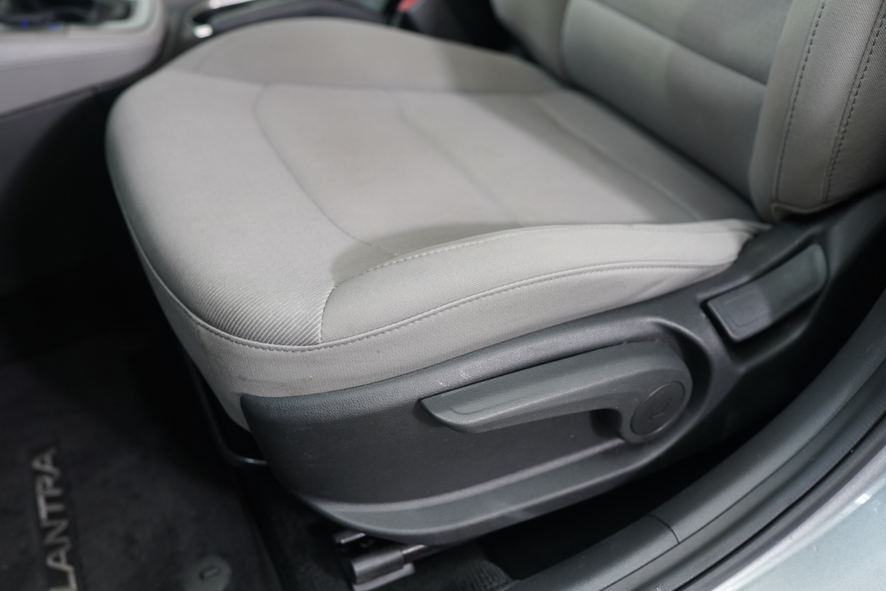 Hyundai Elantra SEL 2.0L Auto 2018