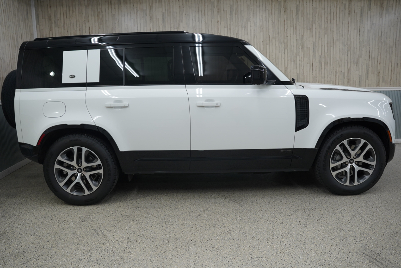 Land Rover Defender 110 X-Dynamic SE AWD 2021