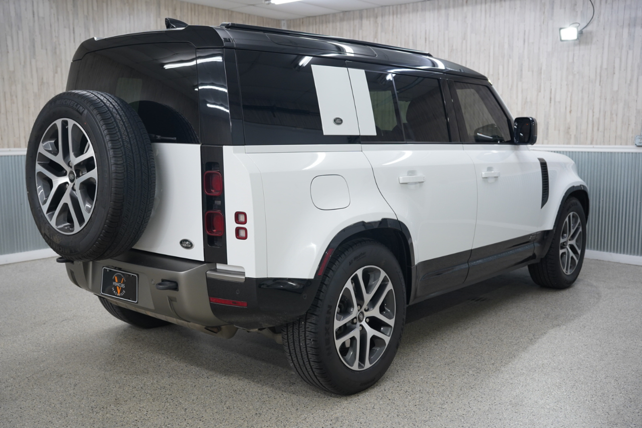 Land Rover Defender 110 X-Dynamic SE AWD 2021