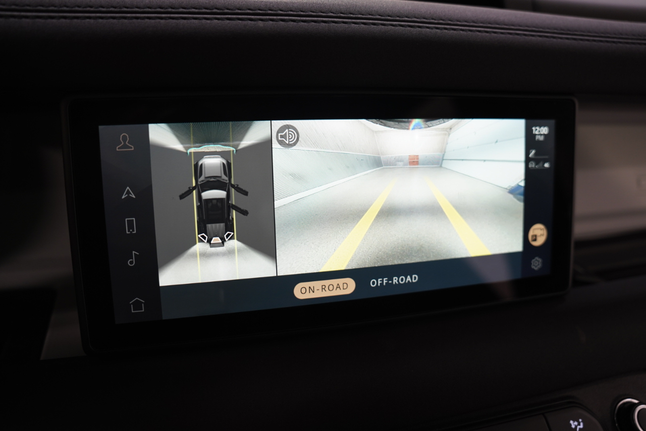 Land Rover Defender 110 X-Dynamic SE AWD 2021