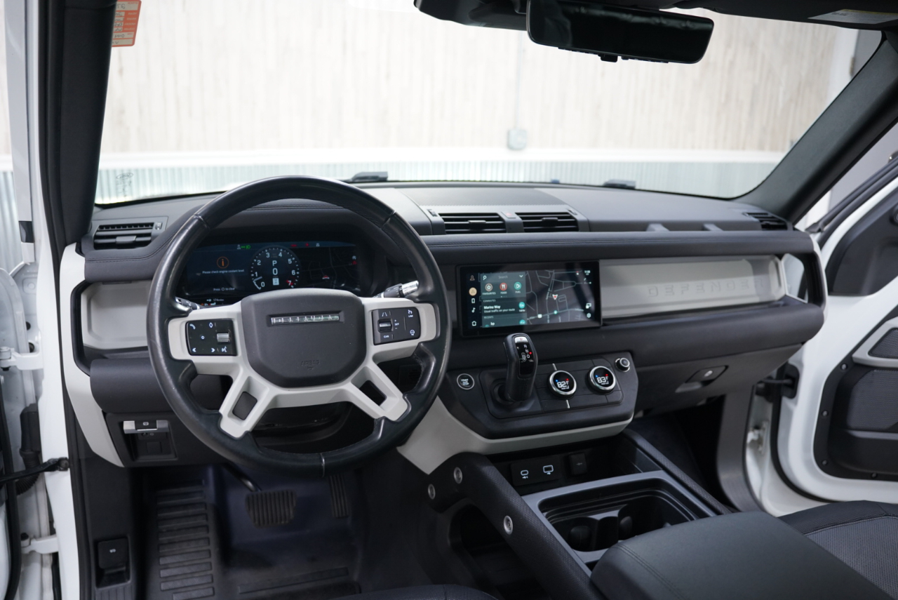 Land Rover Defender 110 X-Dynamic SE AWD 2021