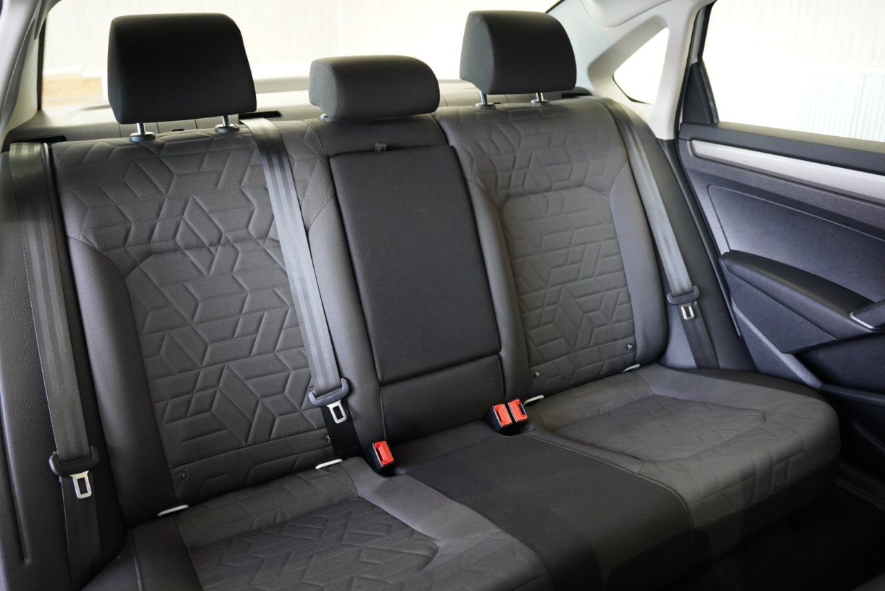 Volkswagen Passat 2.0T S Auto 2021