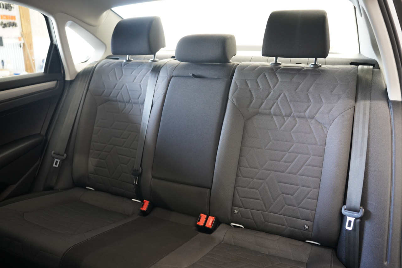 Volkswagen Passat 2.0T S Auto 2021