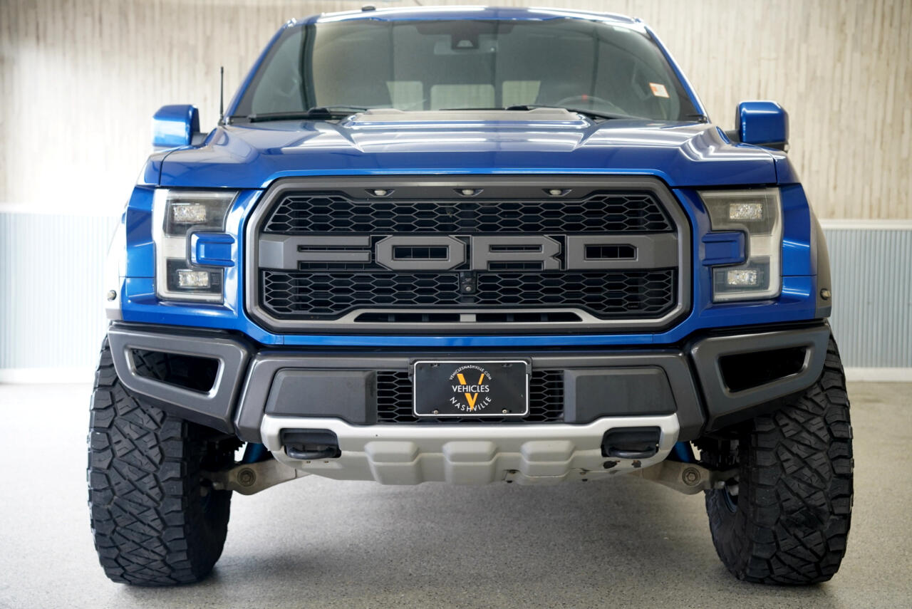 Ford F-150 Raptor 4WD SuperCrew 5.5' Box 2017