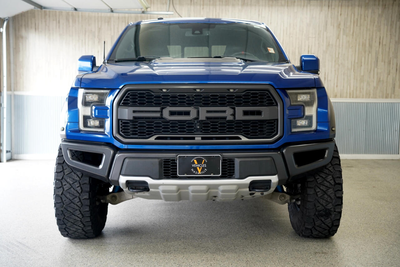 Ford F-150 Raptor 4WD SuperCrew 5.5' Box 2017