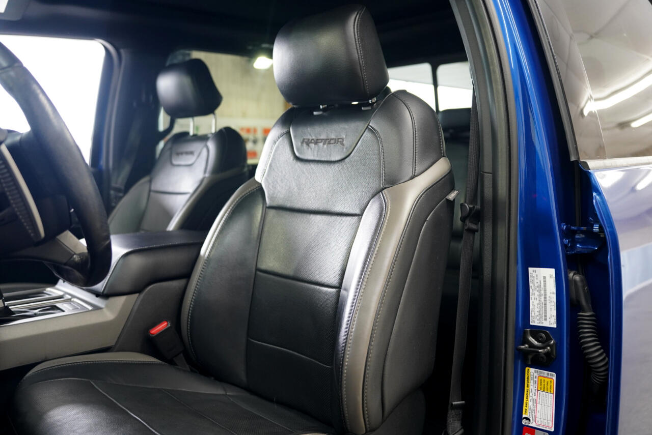 Ford F-150 Raptor 4WD SuperCrew 5.5' Box 2017