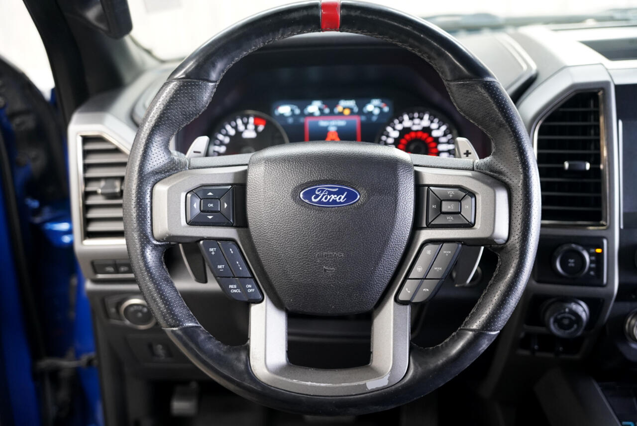 Ford F-150 Raptor 4WD SuperCrew 5.5' Box 2017