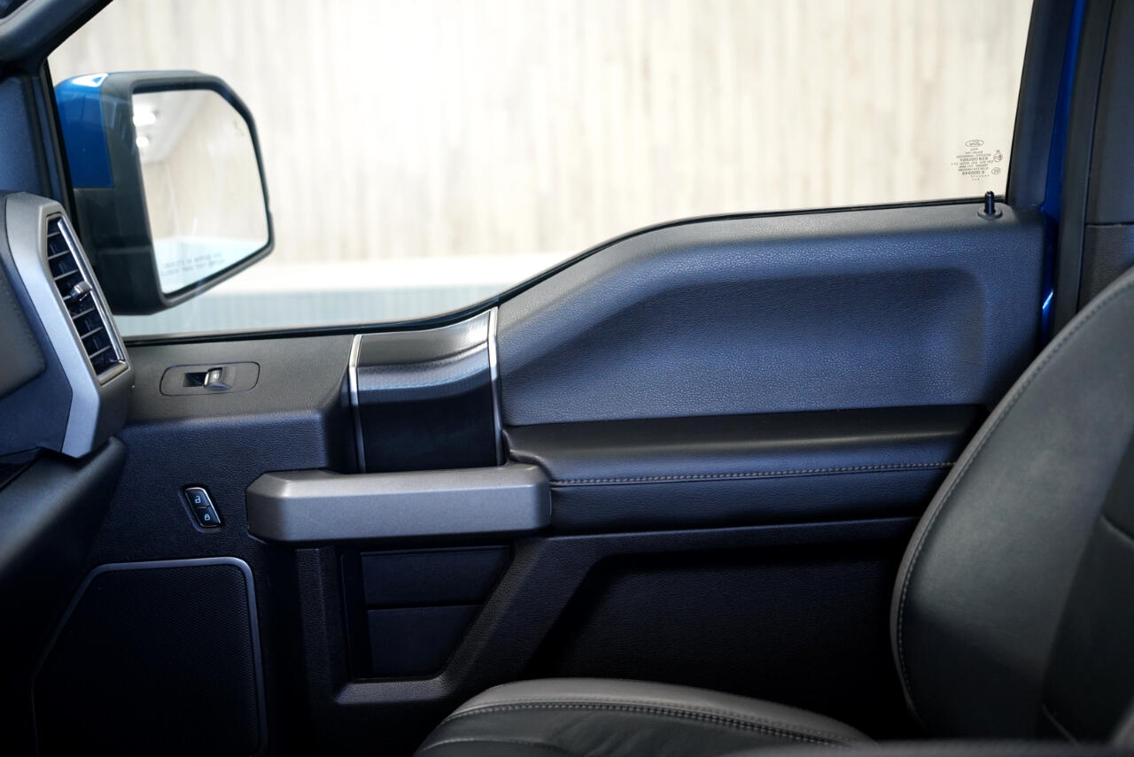 Ford F-150 Raptor 4WD SuperCrew 5.5' Box 2017