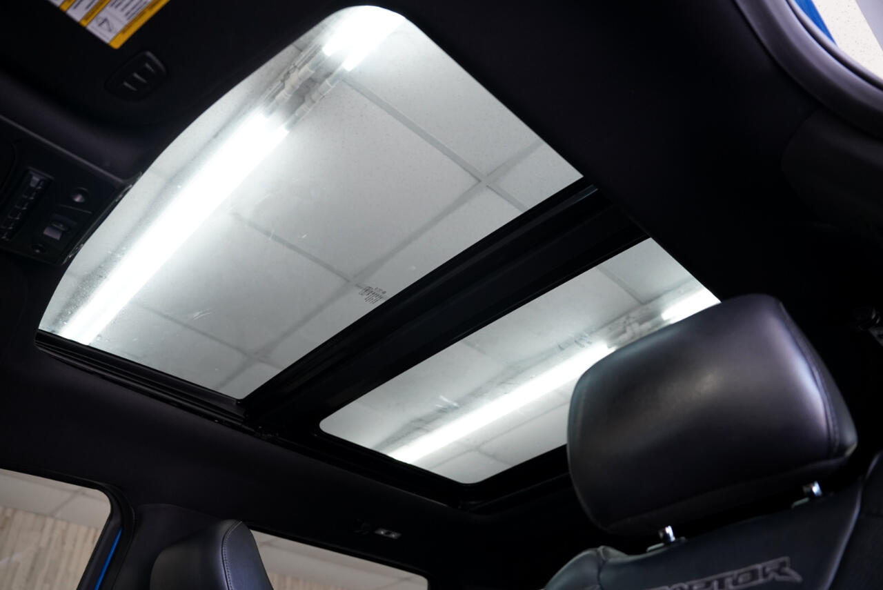 Ford F-150 Raptor 4WD SuperCrew 5.5' Box 2017