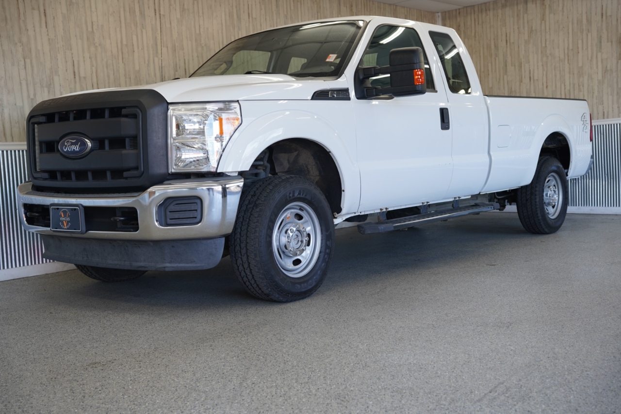 Ford Super Duty F-250 SRW 4WD SuperCab 142" XL 2014