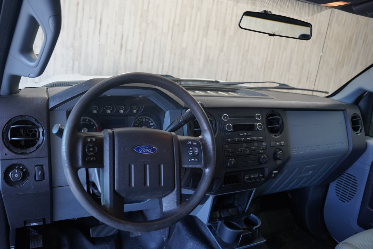 Ford Super Duty F-250 SRW 4WD SuperCab 142" XL 2014