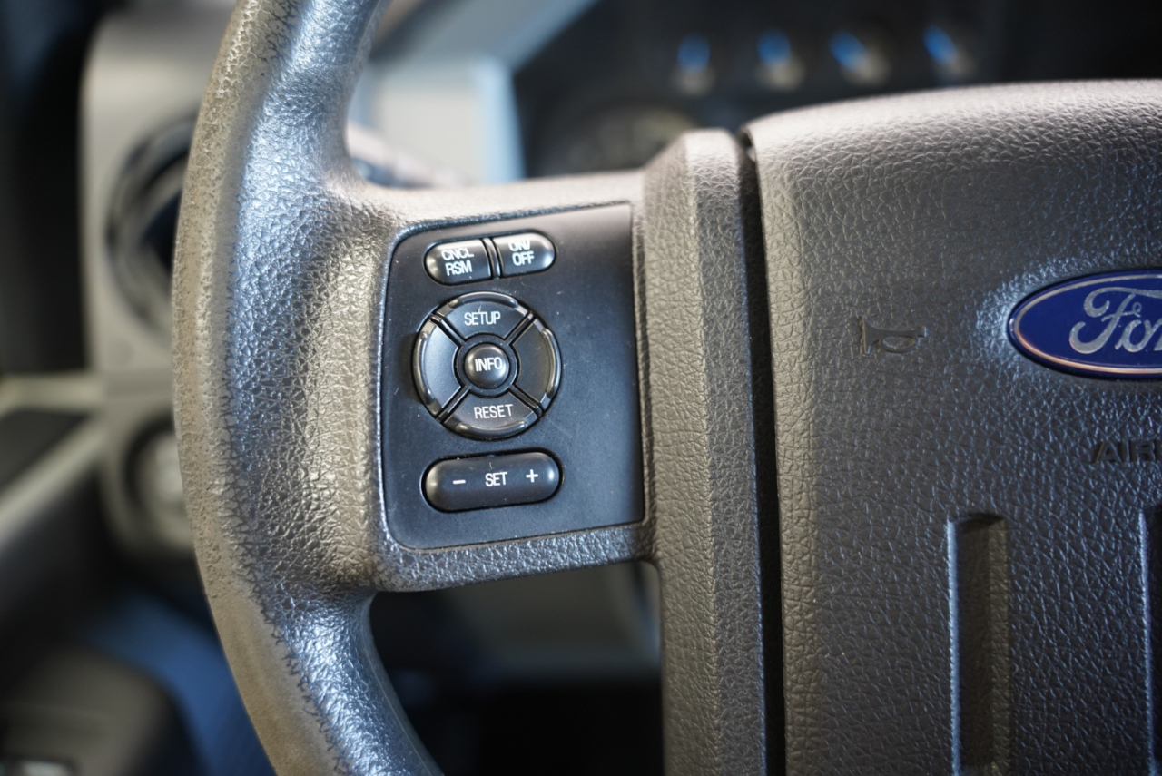 Ford Super Duty F-250 SRW 4WD SuperCab 142" XL 2014