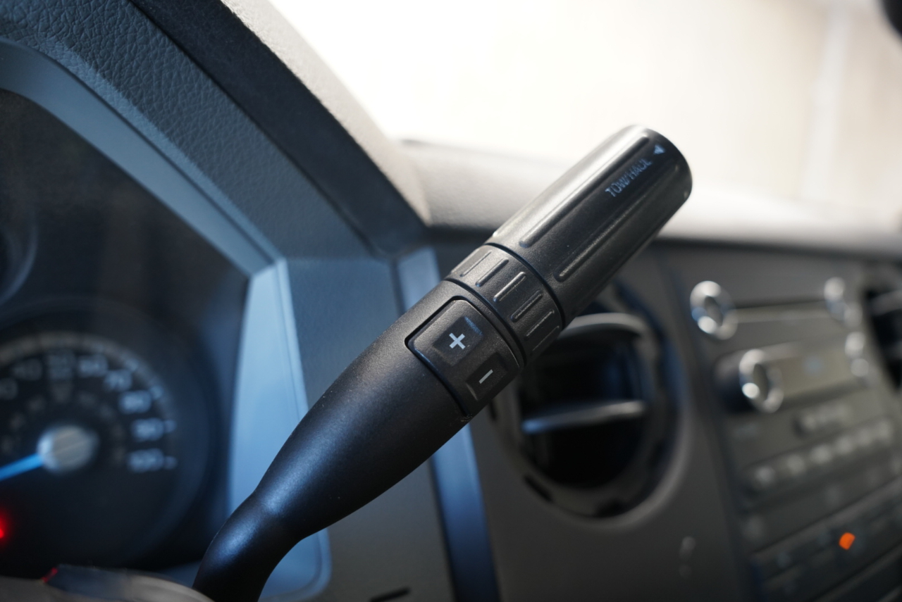 Ford Super Duty F-250 SRW 4WD SuperCab 142" XL 2014