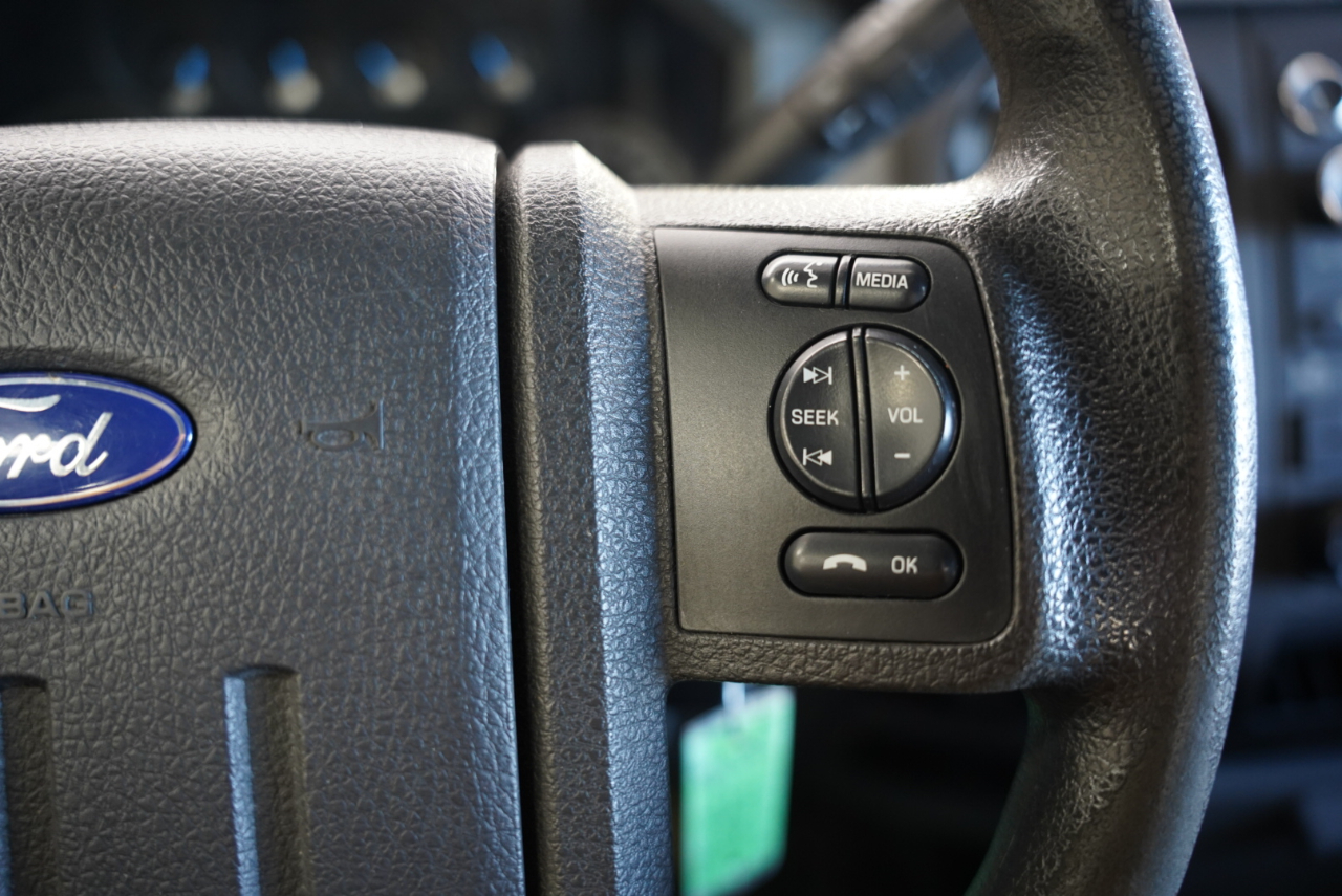 Ford Super Duty F-250 SRW 4WD SuperCab 142" XL 2014