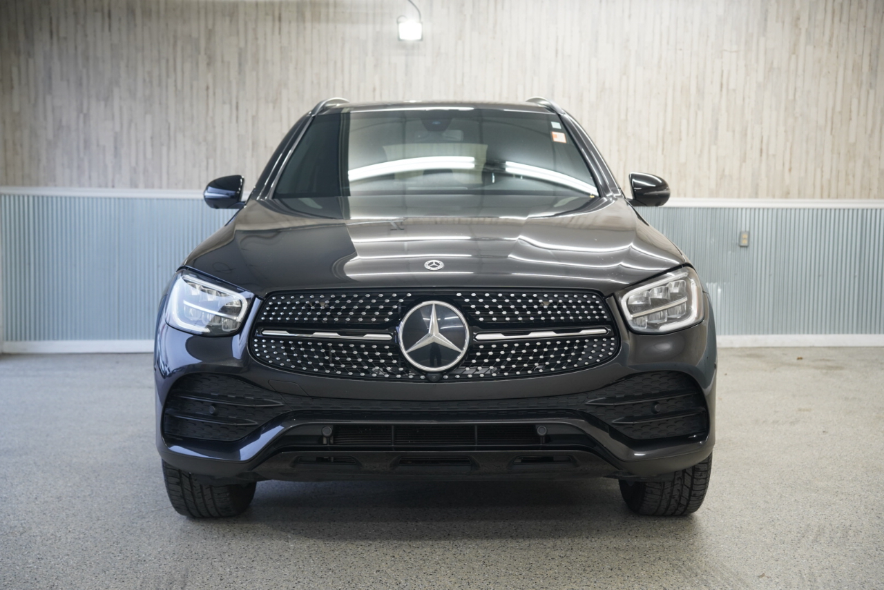 2021 Mercedes Benz GLC 300 4MATIC photo 2