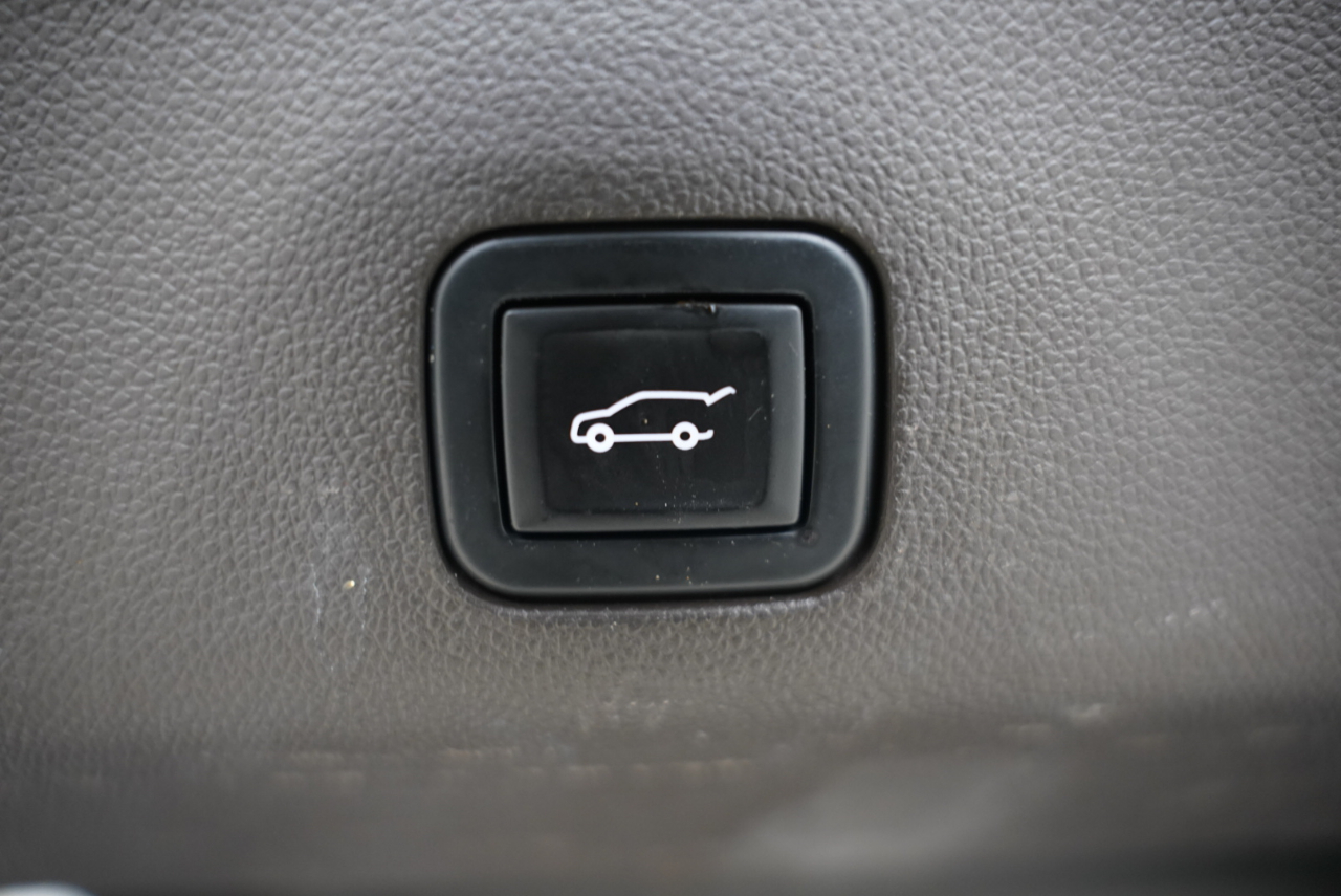 GMC Yukon 4WD 4dr Denali 2021