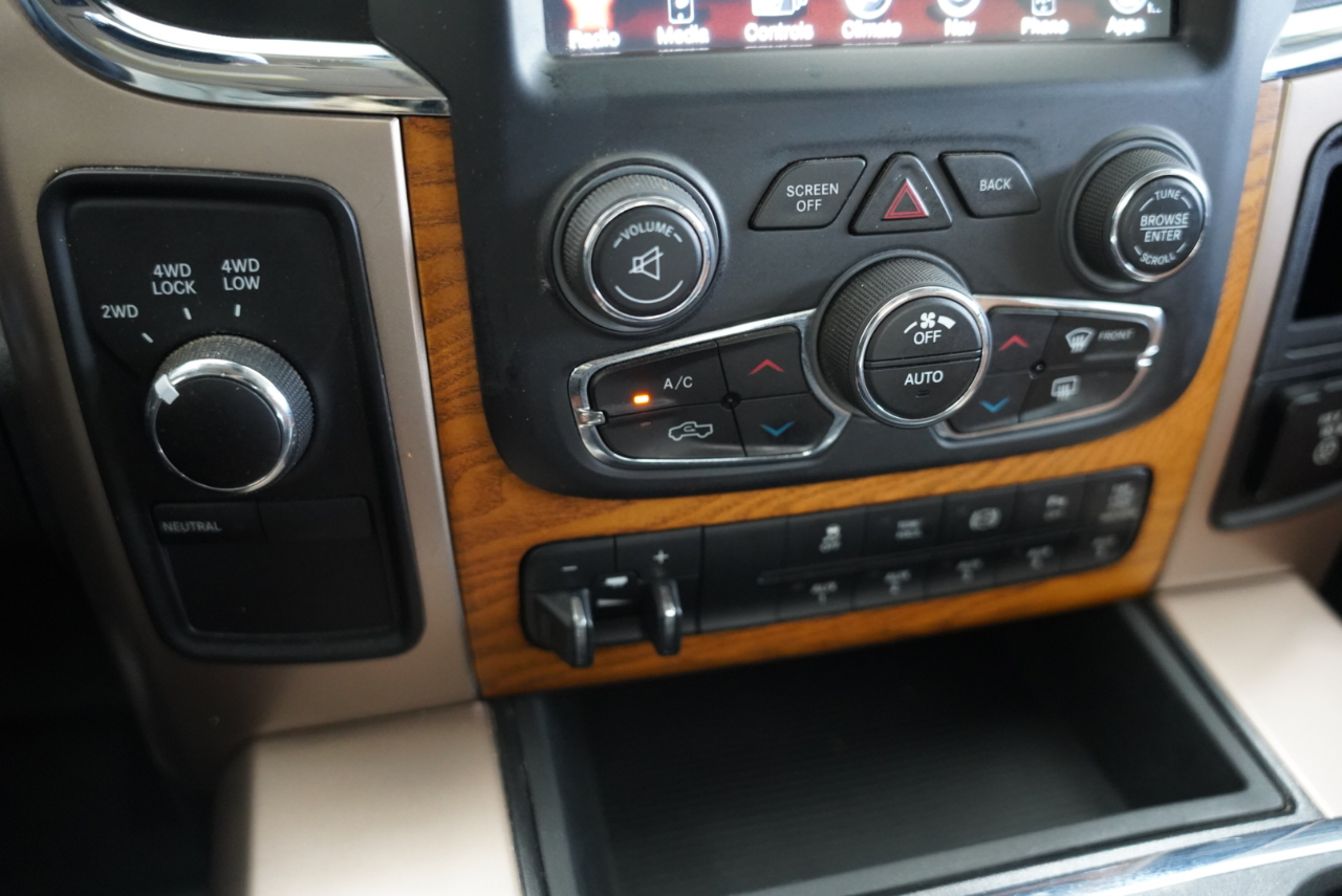 RAM 2500 4WD Crew Cab 149" Laramie Longhorn 2013