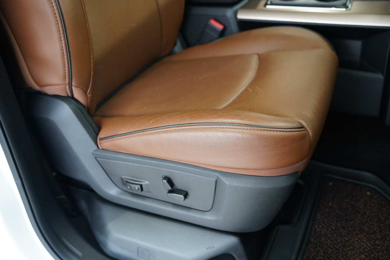 RAM 2500 4WD Crew Cab 149" Laramie Longhorn 2013