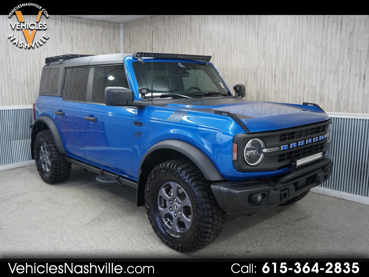 2023 Ford Bronco 4-Door Black Diamond's photo