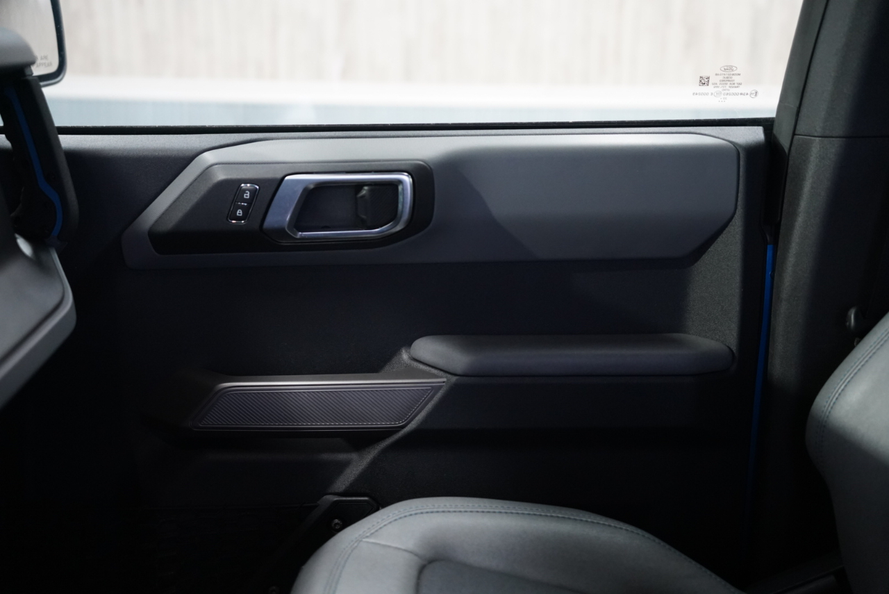 Ford Bronco Base 4 Door 4x4 2023