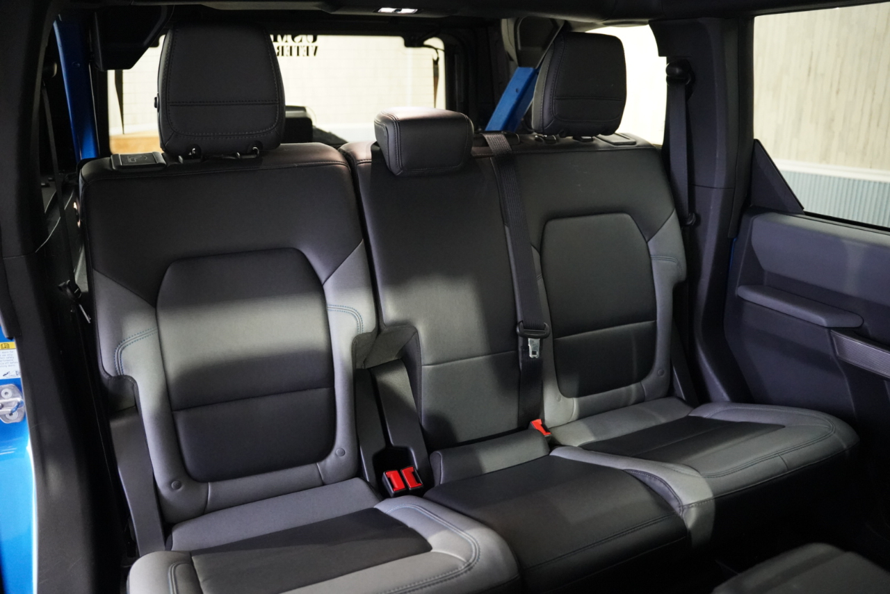 Ford Bronco Base 4 Door 4x4 2023