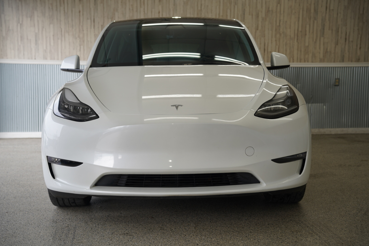 2023 Tesla Model Y Long Range photo 3