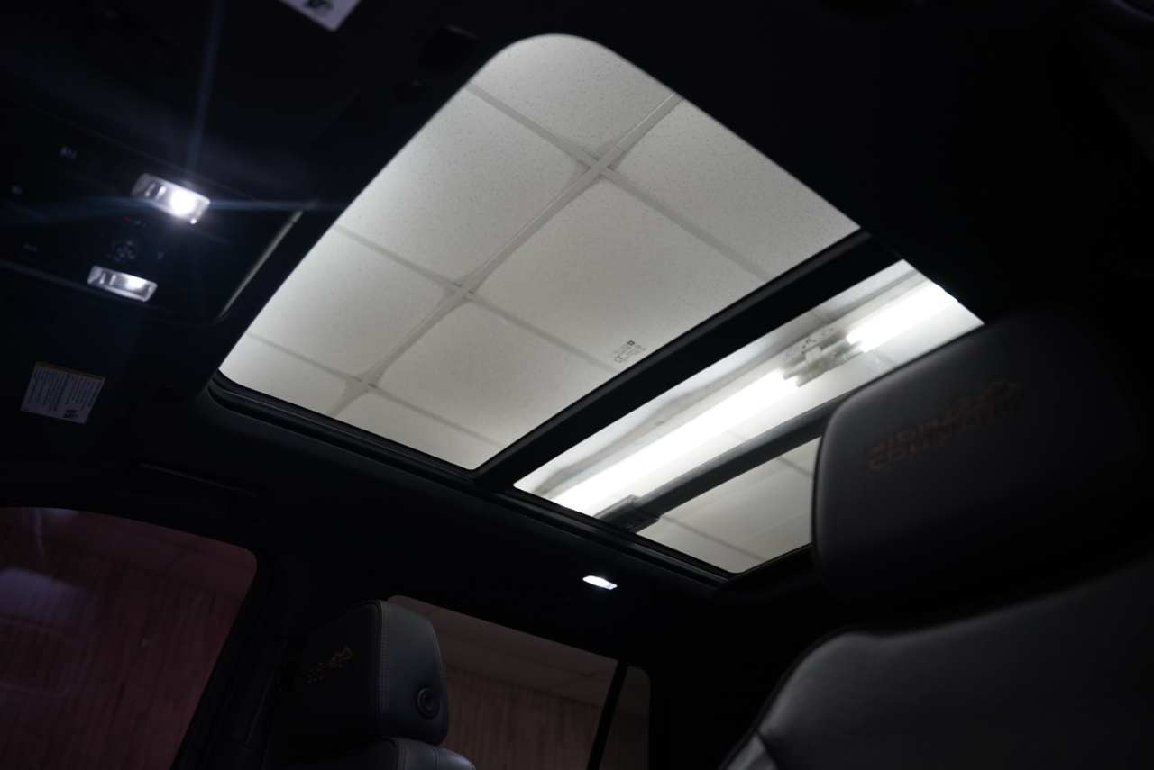 Chevrolet Tahoe 4WD 4dr High Country 2021