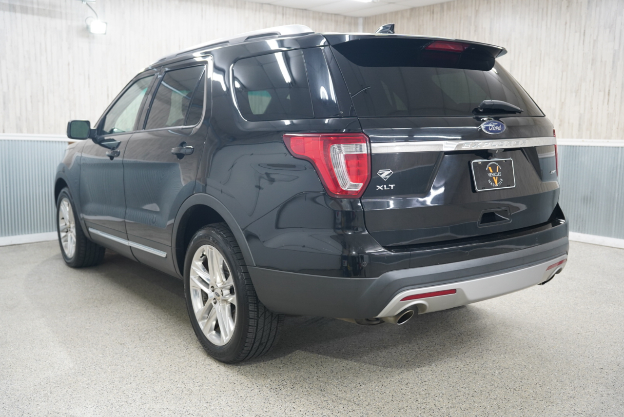 Ford Explorer XLT 4WD 2017