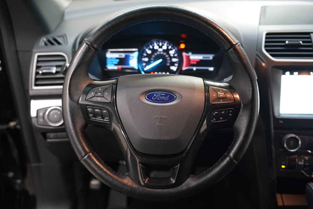 Ford Explorer XLT 4WD 2017