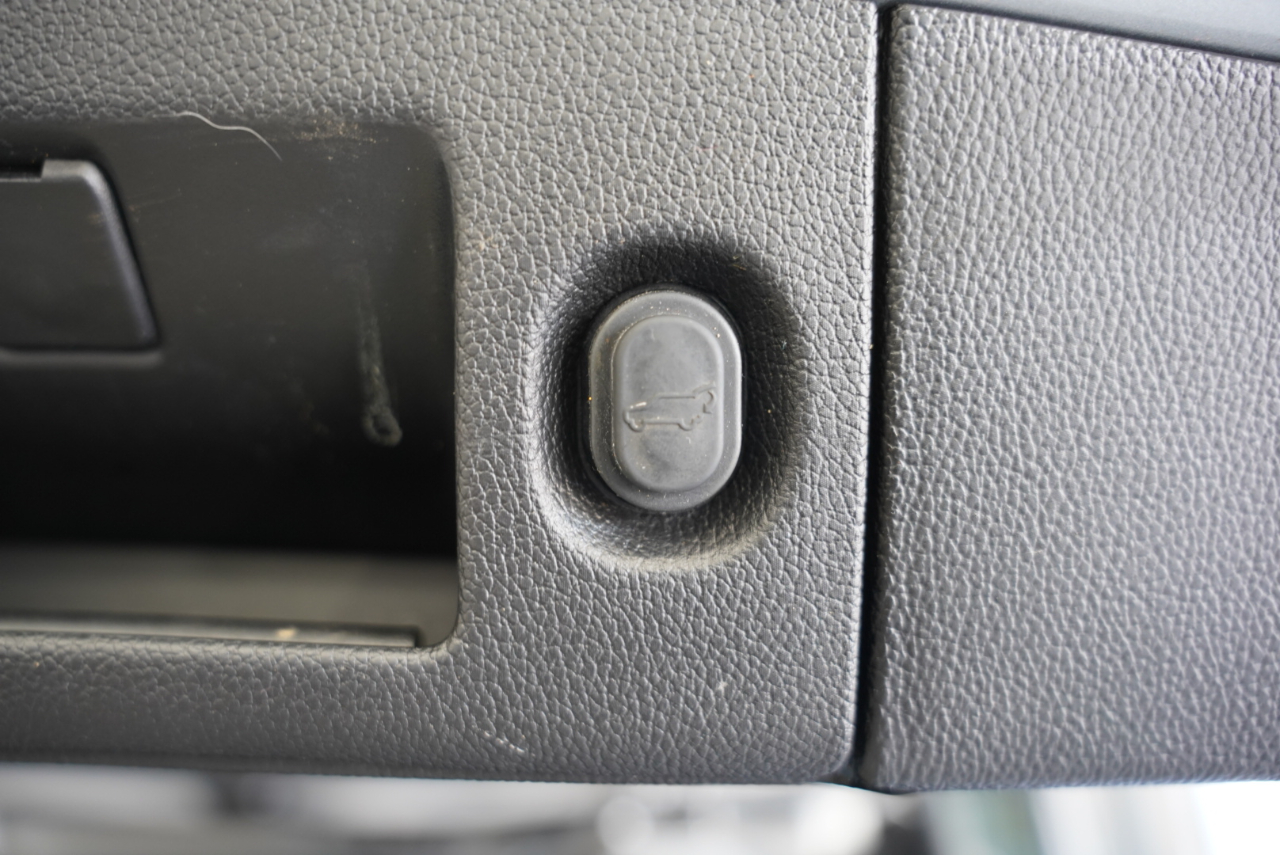 GMC Yukon XL 2WD 4dr SLT 2020