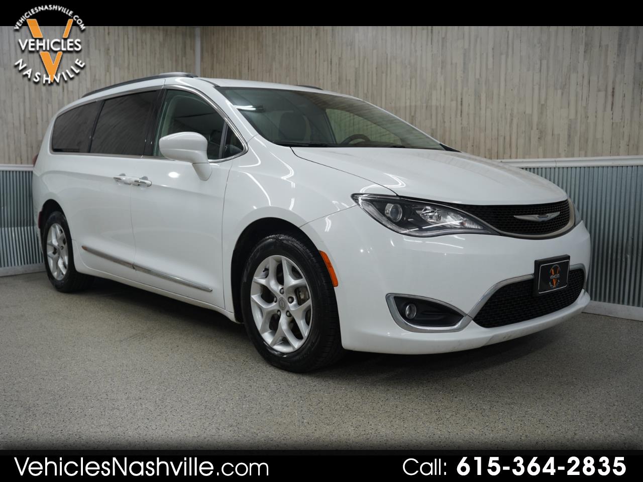 2017 Chrysler Pacifica Touring-L FWD