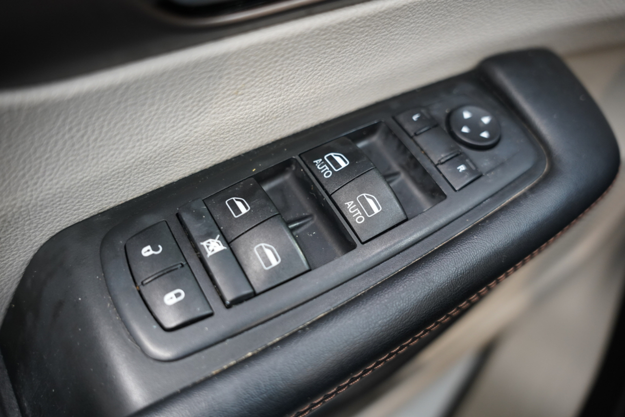 Chrysler Pacifica Touring-L FWD 2017