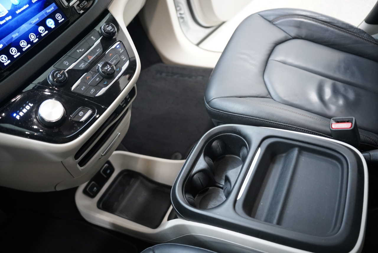 Chrysler Pacifica Touring-L FWD 2017