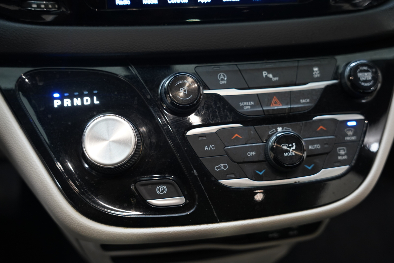 Chrysler Pacifica Touring-L FWD 2017