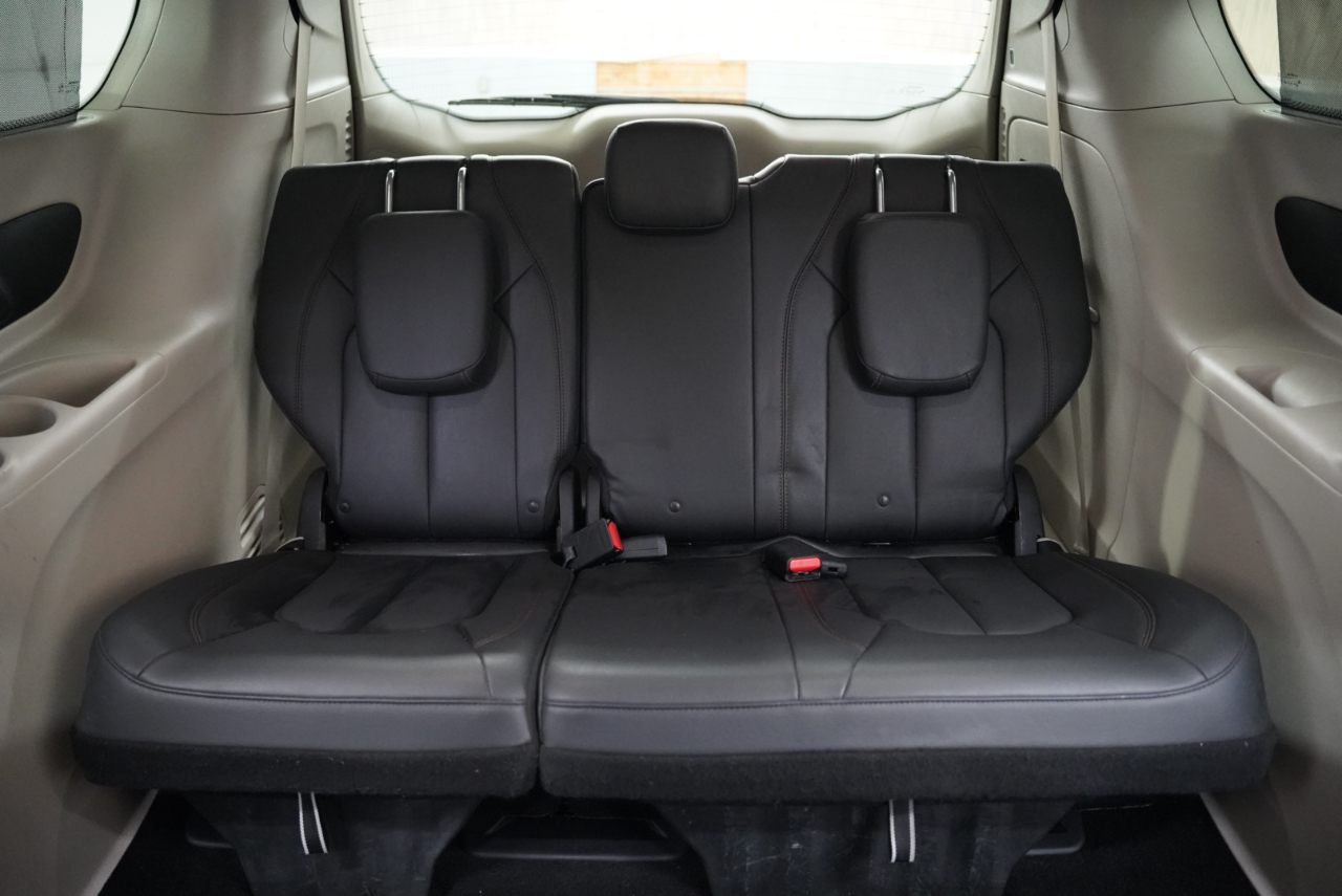 Chrysler Pacifica Touring-L FWD 2017