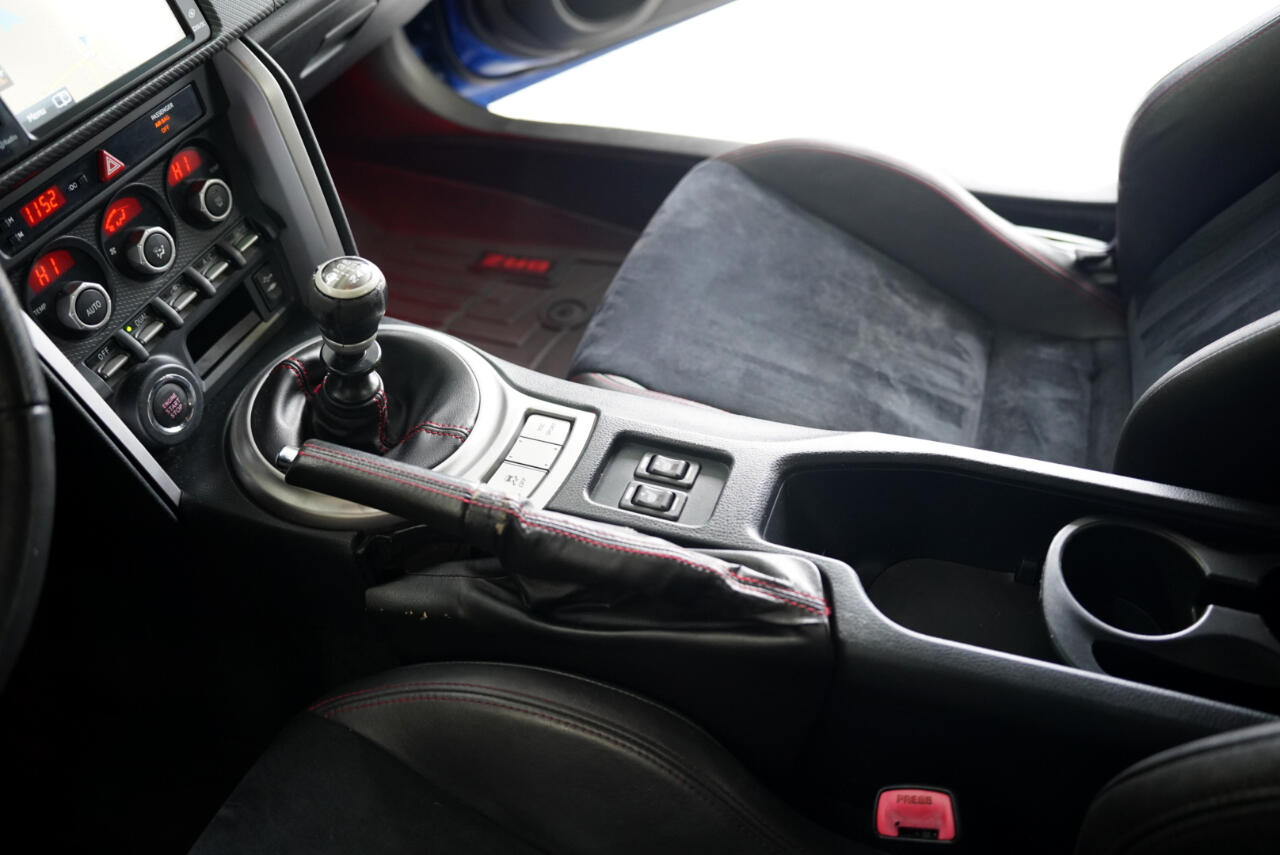 Subaru BRZ 2dr Cpe Man Limited 2015