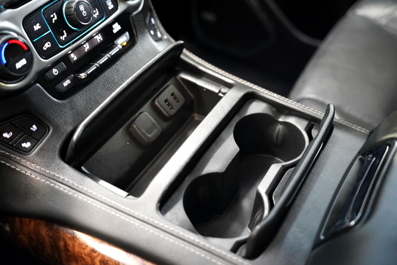 Chevrolet Suburban 4WD 4dr 1500 Premier 2018