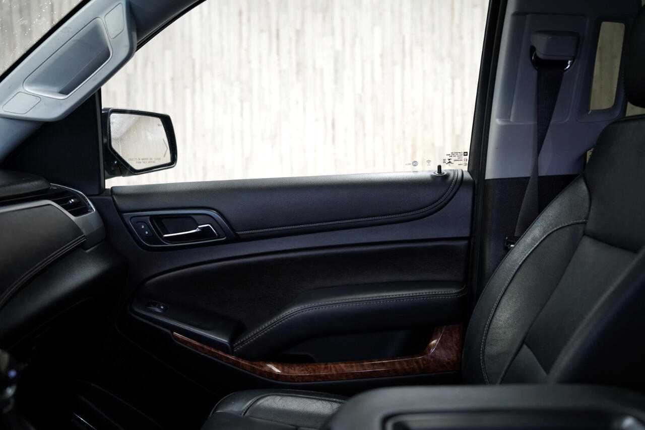 Chevrolet Suburban 4WD 4dr 1500 Premier 2018