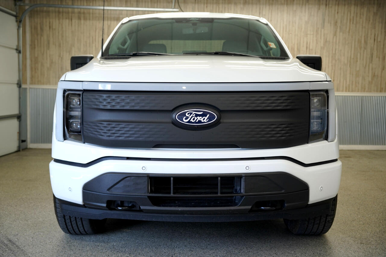 Ford F-150 Lightning Flash 4WD SuperCrew 5.5' Box 2025